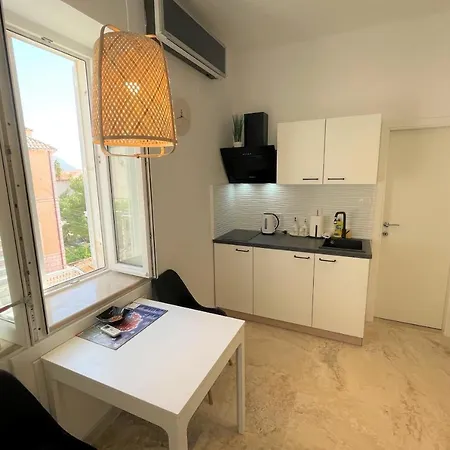 Apartment Location - Brizo *